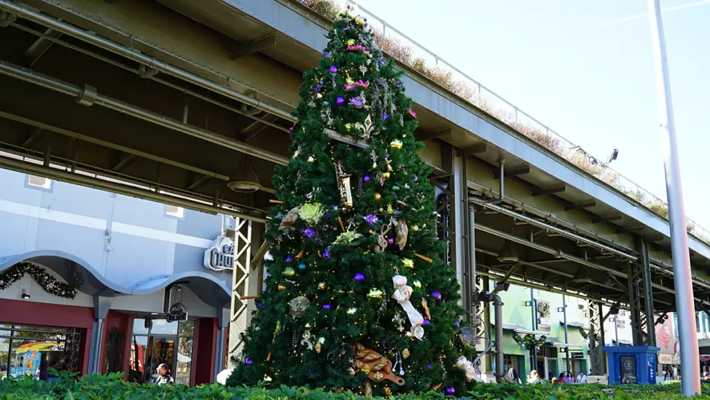 2024 Disney Springs Christmas Tree Stroll princess and the frog