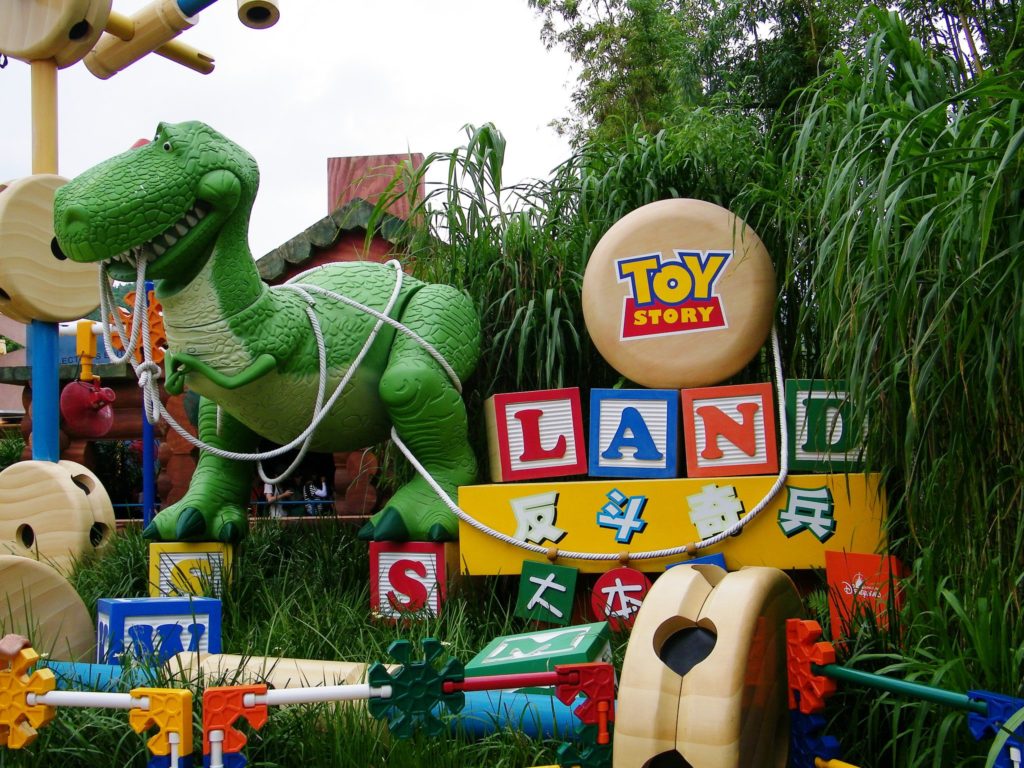 disney world hollywood studios toy story land